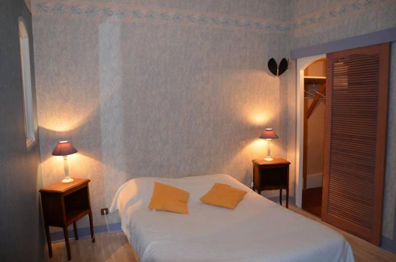 Le Lion D'Or Hotel Selles-sur-Cher Exterior photo