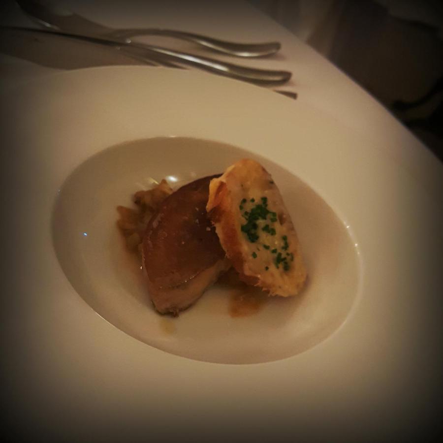 Le Lion D'Or Hotel Selles-sur-Cher Room photo